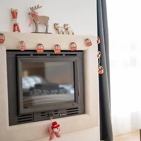 Bright Studio With Mountain View And Fireplace Apartament *